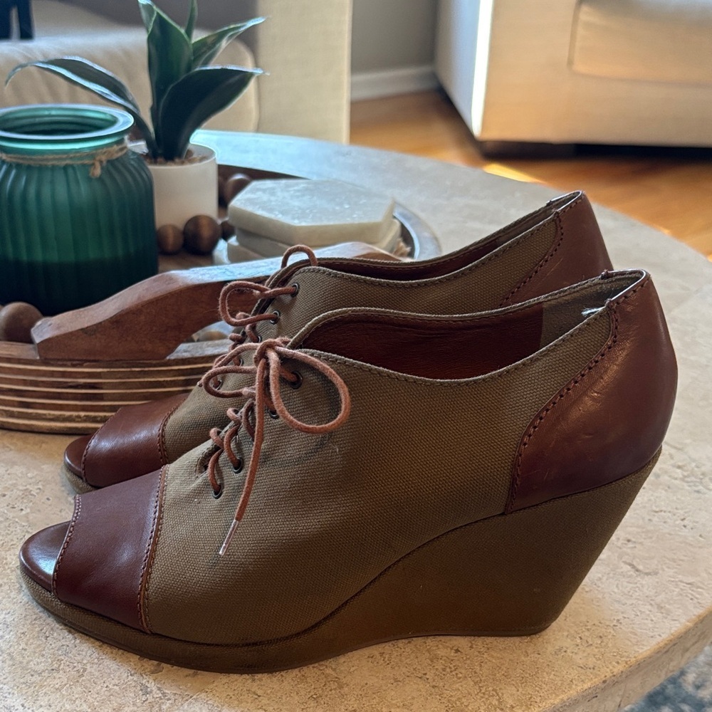 Madewell 1937 footwear size 9 canvas lace up wedges